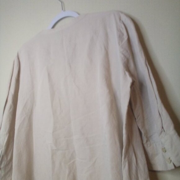 The Limited Blouse Shirt L Button Up 3/4 Sleeve Bat Wing Hem Linen Blend Tan - Picture 14 of 15